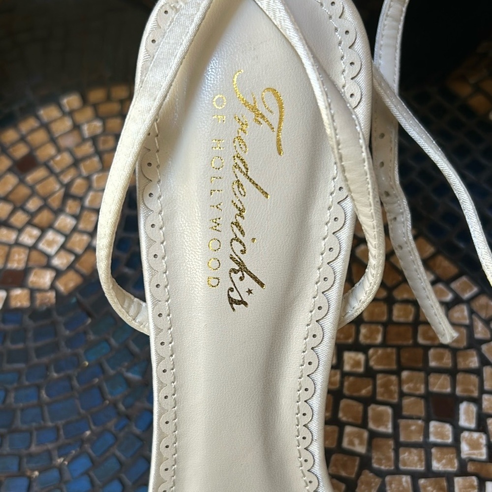 Fredrick’s of Hollywood Julienne Bow Ivory Open Toe Ankle Strap Stiletto Heels 9 - Picture 7 of 16